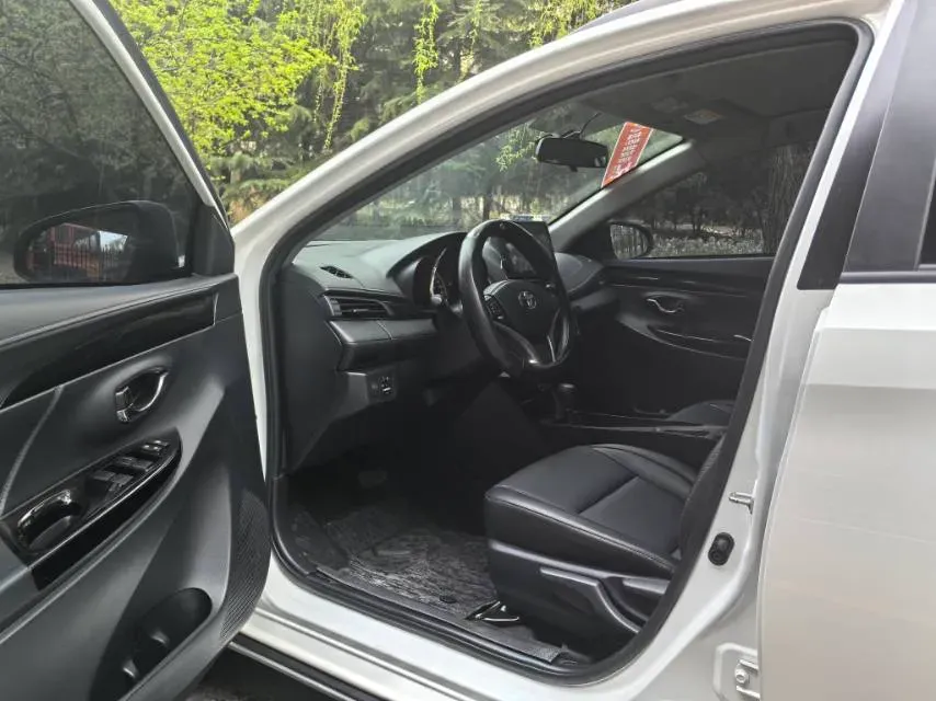 2022 Toyota Yaris L 1.5L 112HP L4 CVT,autocango,china used car exporter,china ev exporter,chinese used car exporter,chinese used ev exporter