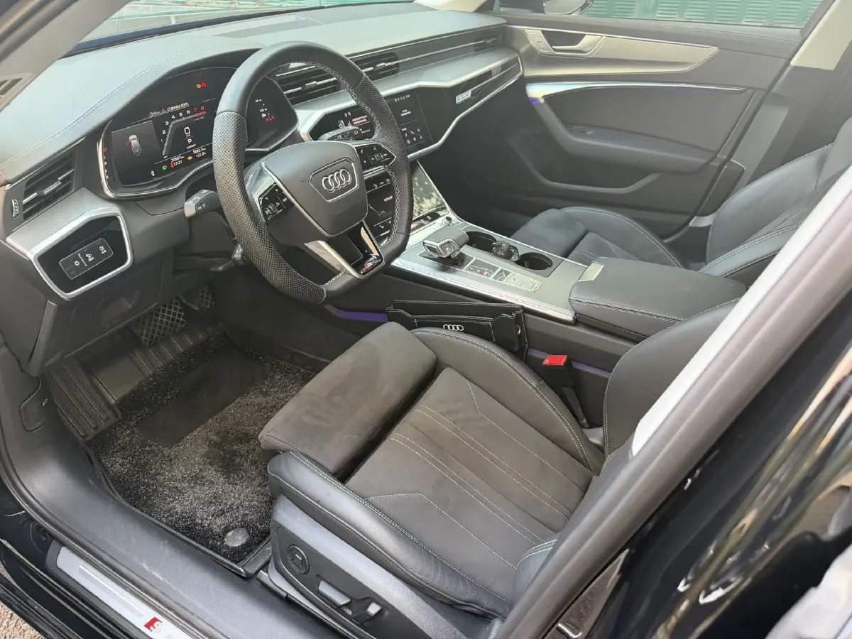 2024 Audi A6 2.0T 265HP L4 7DCT,autocango,china used car exporter,china ev exporter,chinese used car exporter,chinese used ev exporter