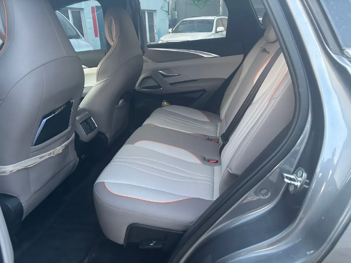 2025 BYD Song Pro 1.5L 101HP L4 E-CVT PHEV 18.3KWH,autocango,china used car exporter,china ev exporter,chinese used car exporter,chinese used ev exporter