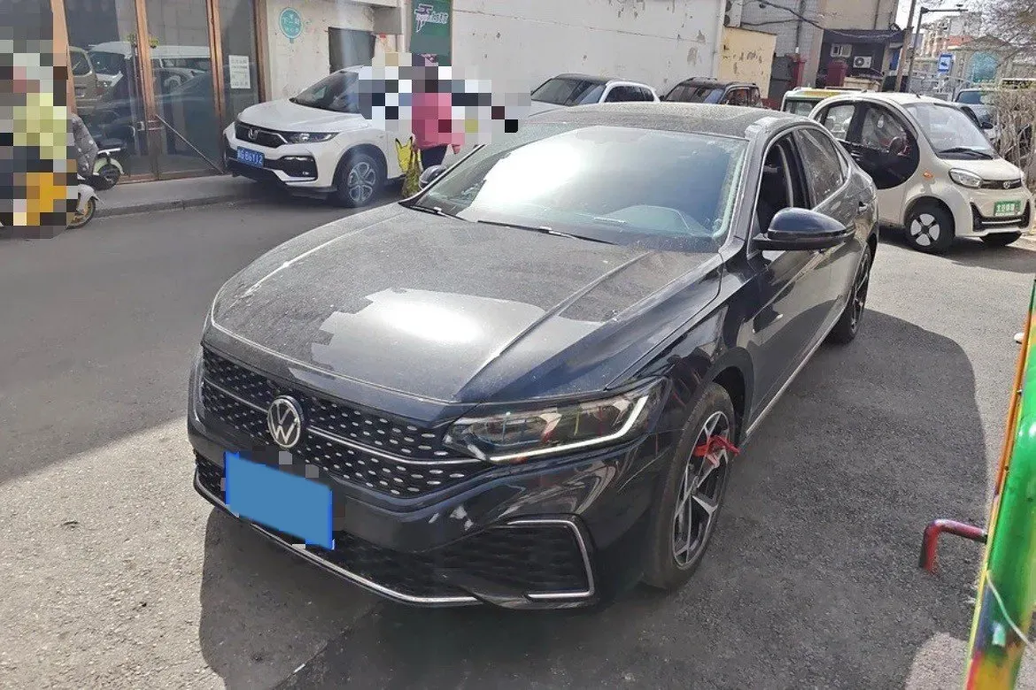 2023 Volkswagen Passat 2.0T 186HP L4 7DCT,autocango,china used car exporter,china ev exporter,chinese used car exporter,chinese used ev exporter