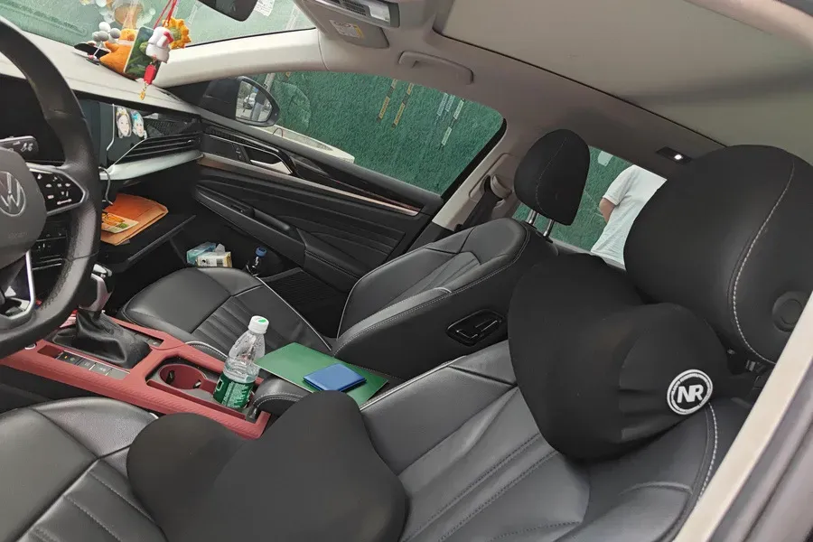 2023 Volkswagen Passat 2.0T 186HP L4 7DCT,autocango,china used car exporter,china ev exporter,chinese used car exporter,chinese used ev exporter