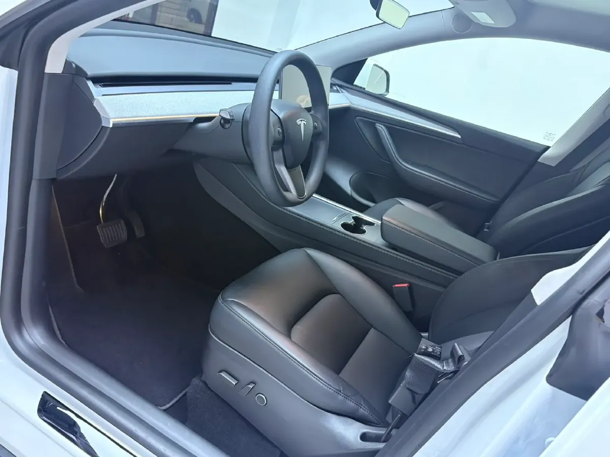 2024 Iveco OuSheng BEV 77.28KWH,autocango,china used car exporter,china ev exporter,chinese used car exporter,chinese used ev exporter