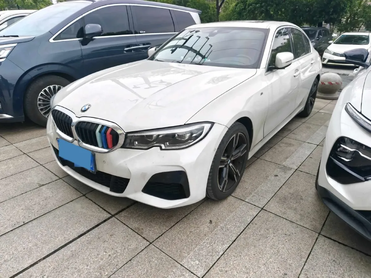 2021 BMW 3 Series 2.0T 184HP L4 8AT,autocango,china used car exporter,china ev exporter,chinese used car exporter,chinese used ev exporter
