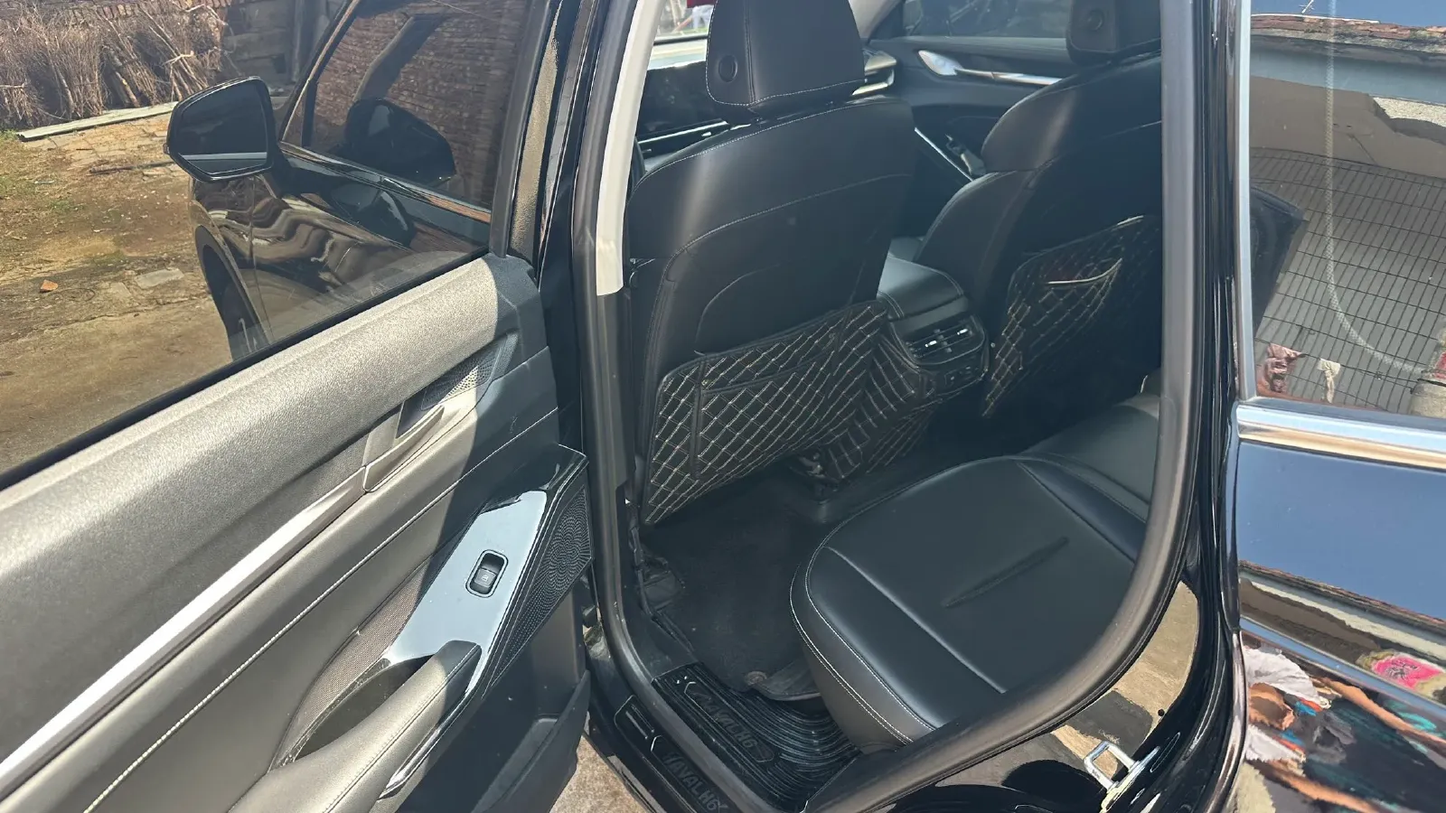 2021 Haval H6 1.5T 169HP L4 7DCT,autocango,china used car exporter,china ev exporter,chinese used car exporter,chinese used ev exporter