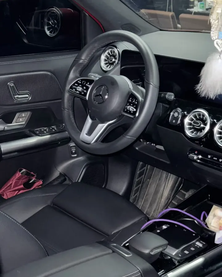 2023 Mercedes-Benz GLA Class 2.0T 190HP L4 8DCT,autocango,china used car exporter,china ev exporter,chinese used car exporter,chinese used ev exporter