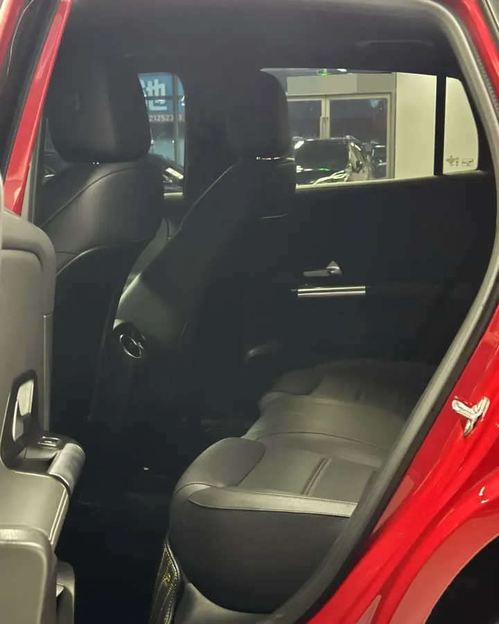 2023 Mercedes-Benz GLA Class 2.0T 190HP L4 8DCT,autocango,china used car exporter,china ev exporter,chinese used car exporter,chinese used ev exporter