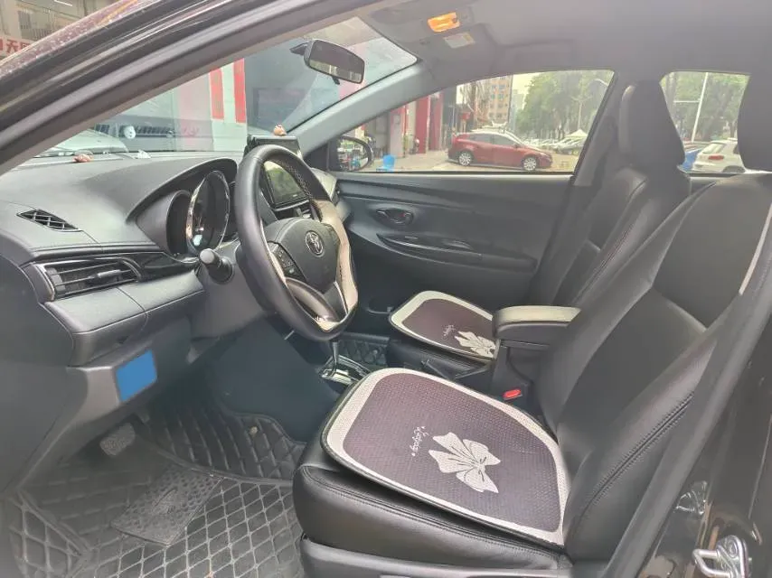 2022 Toyota Yaris L 1.5L 112HP L4 CVT,autocango,china used car exporter,china ev exporter,chinese used car exporter,chinese used ev exporter