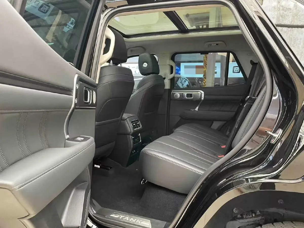 2023 Tank 400 2.0T 252HP L4 9AT PHEV 37.1KWH,autocango,china used car exporter,china ev exporter,chinese used car exporter,chinese used ev exporter