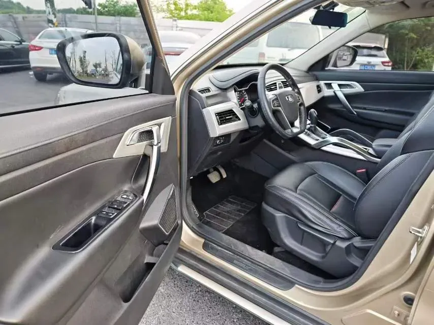 2018 Geely Azkarra 1.8T 184HP L4 6AT,autocango,china used car exporter,china ev exporter,chinese used car exporter,chinese used ev exporter