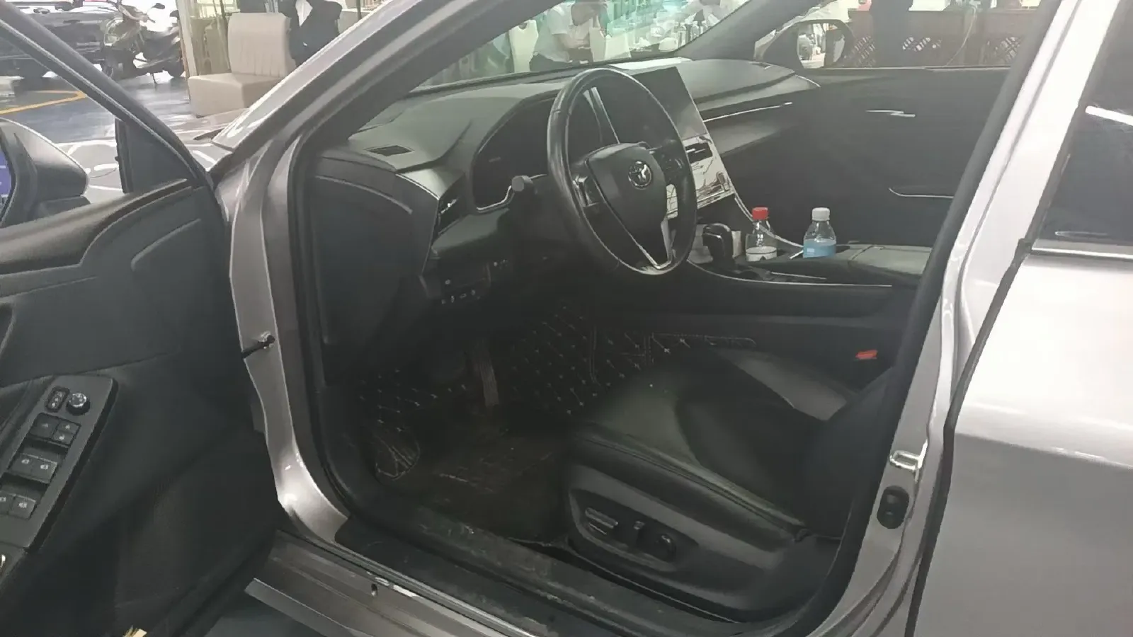 2022 Toyota Avalon 2.0L 178HP L4 CVT,autocango,china used car exporter,china ev exporter,chinese used car exporter,chinese used ev exporter