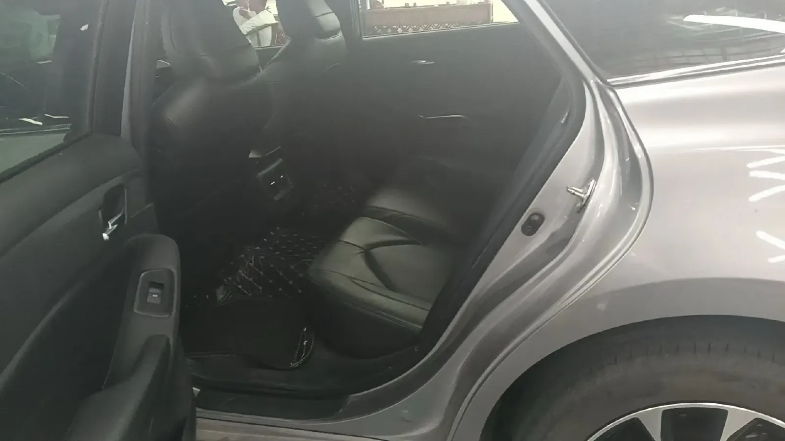 2022 Toyota Avalon 2.0L 178HP L4 CVT,autocango,china used car exporter,china ev exporter,chinese used car exporter,chinese used ev exporter