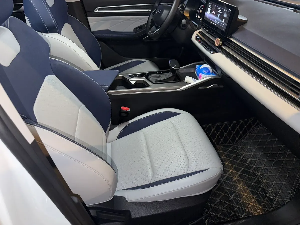 2022 Geely Emgrand 1.5L 114HP L4 CVT,autocango,china used car exporter,china ev exporter,chinese used car exporter,chinese used ev exporter