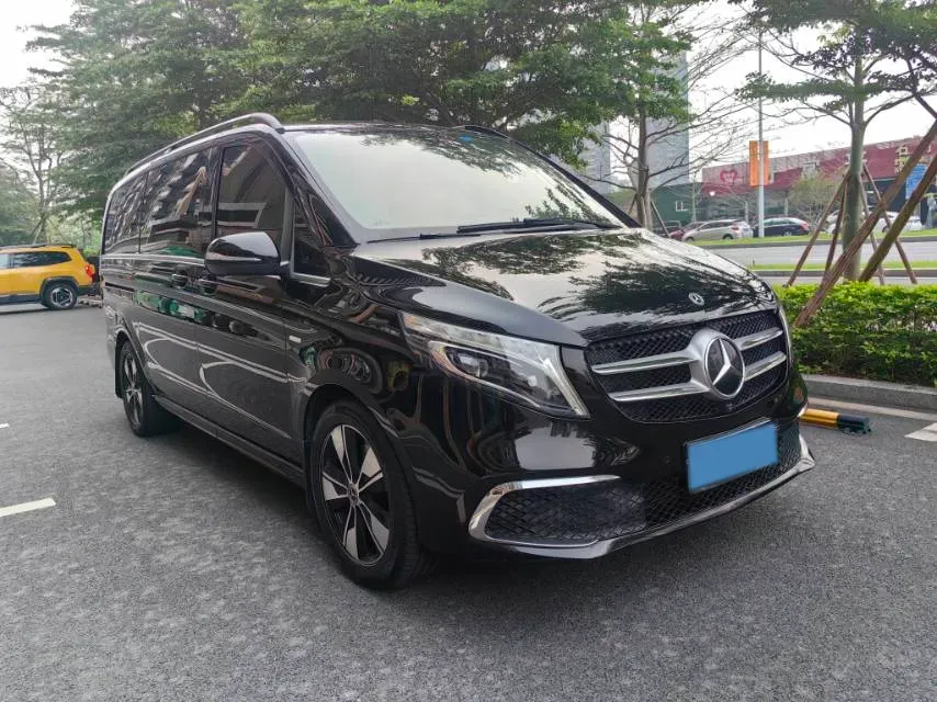 2022 Mercedes-Benz V Class 2.0T 211HP L4 9AT,autocango,china used car exporter,china ev exporter,chinese used car exporter,chinese used ev exporter