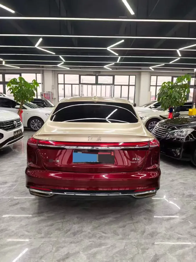 2023 HongQi H5 2.0T 224HP L4 8AT,autocango,china used car exporter,china ev exporter,chinese used car exporter,chinese used ev exporter