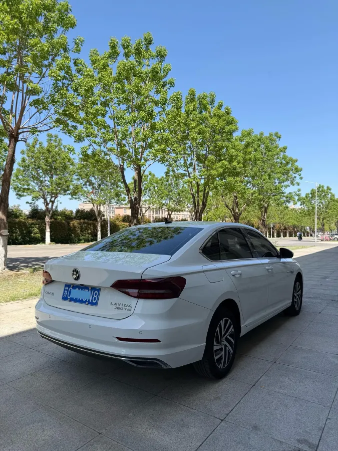 2022 Volkswagen Sagitar 1.2T 116HP L4 7DCT,autocango,china used car exporter,china ev exporter,chinese used car exporter,chinese used ev exporter