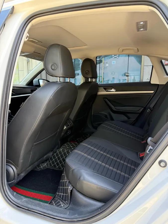 2022 Volkswagen Sagitar 1.2T 116HP L4 7DCT,autocango,china used car exporter,china ev exporter,chinese used car exporter,chinese used ev exporter