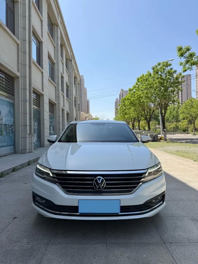 2022 Volkswagen Sagitar 1.2T 116HP L4 7DCT,autocango,china used car exporter,china ev exporter,chinese used car exporter,chinese used ev exporter