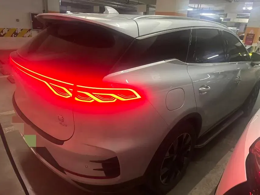 2022 Jeep Grand Commander 2.0T 265HP L4 9AT,autocango,china used car exporter,china ev exporter,chinese used car exporter,chinese used ev exporter