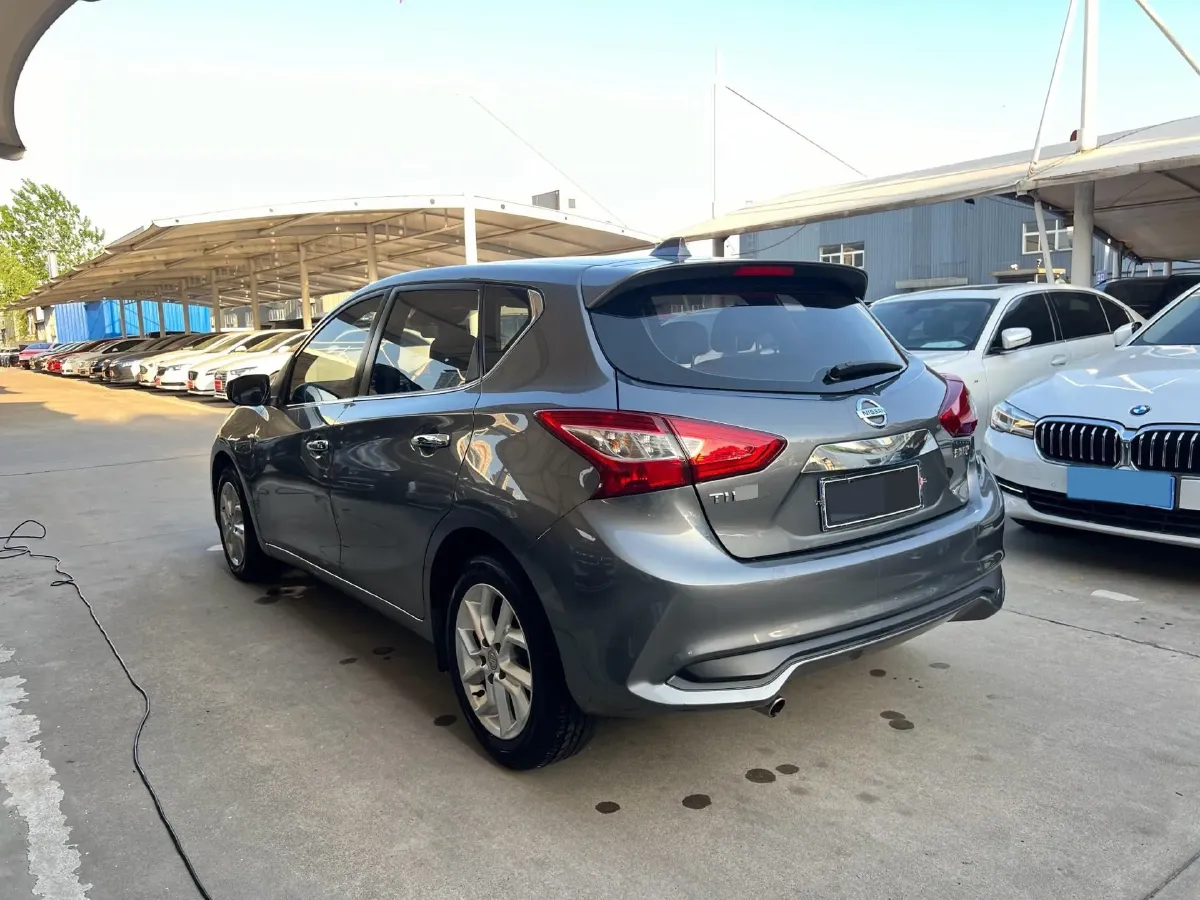 2021 Nissan Tiida 1.6L 122HP L4 CVT,autocango,china used car exporter,china ev exporter,chinese used car exporter,chinese used ev exporter