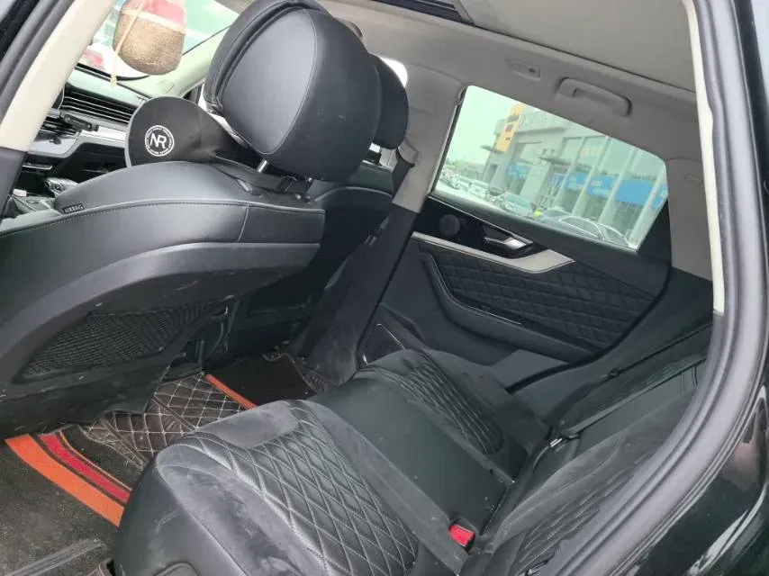 2019 HongQi HS5 2.0T 224HP L4 6AT,autocango,china used car exporter,china ev exporter,chinese used car exporter,chinese used ev exporter