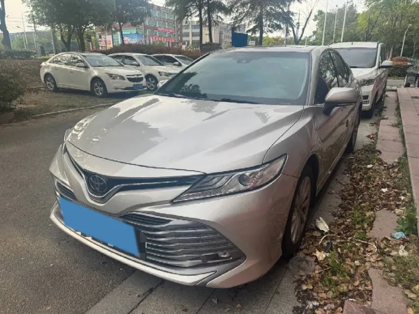 2019 Toyota Camry 2.0L 178HP L4 CVT,autocango,china used car exporter,china ev exporter,chinese used car exporter,chinese used ev exporter