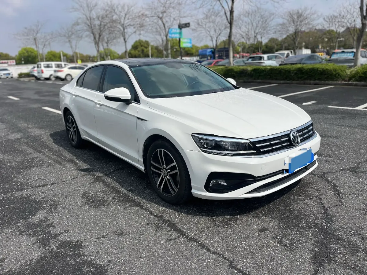 2019 Volkswagen Passat 1.4T 150HP L4 7DCT,autocango,china used car exporter,china ev exporter,chinese used car exporter,chinese used ev exporter
