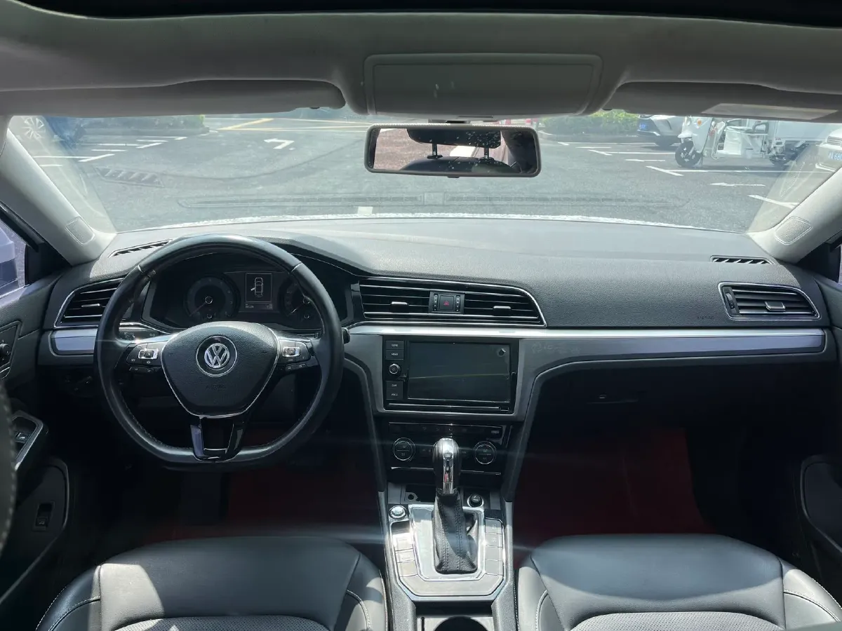 2019 Volkswagen Passat 1.4T 150HP L4 7DCT,autocango,china used car exporter,china ev exporter,chinese used car exporter,chinese used ev exporter