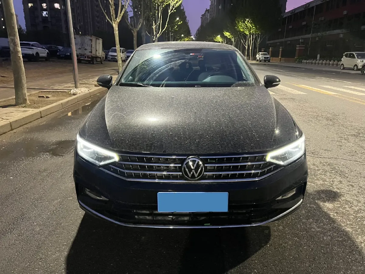 2023 Volkswagen Magotan 2.0T 186HP L4 7DCT,autocango,china used car exporter,china ev exporter,chinese used car exporter,chinese used ev exporter