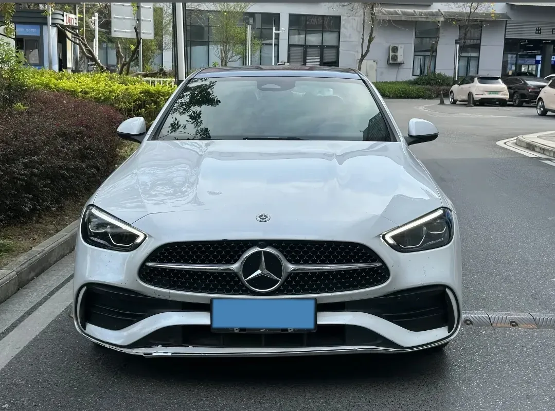 2024 Mercedes-Benz C Class 1.5T 204HP L4 9AT,autocango,china used car exporter,china ev exporter,chinese used car exporter,chinese used ev exporter