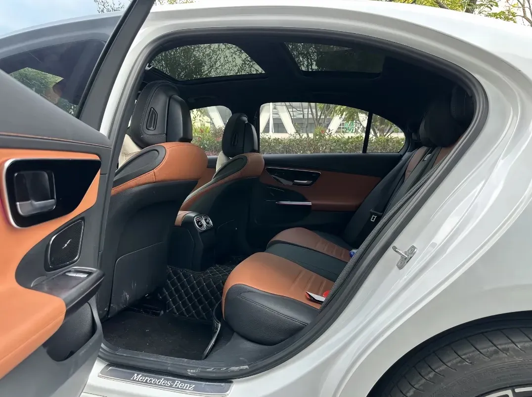 2024 Mercedes-Benz C Class 1.5T 204HP L4 9AT,autocango,china used car exporter,china ev exporter,chinese used car exporter,chinese used ev exporter