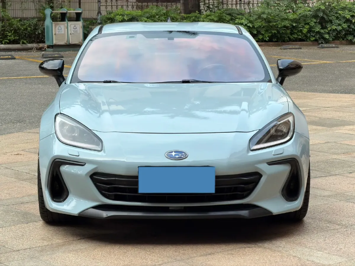 2022 Subaru BRZ 2.4L 234HP H4 6MT,autocango,china used car exporter,china ev exporter,chinese used car exporter,chinese used ev exporter