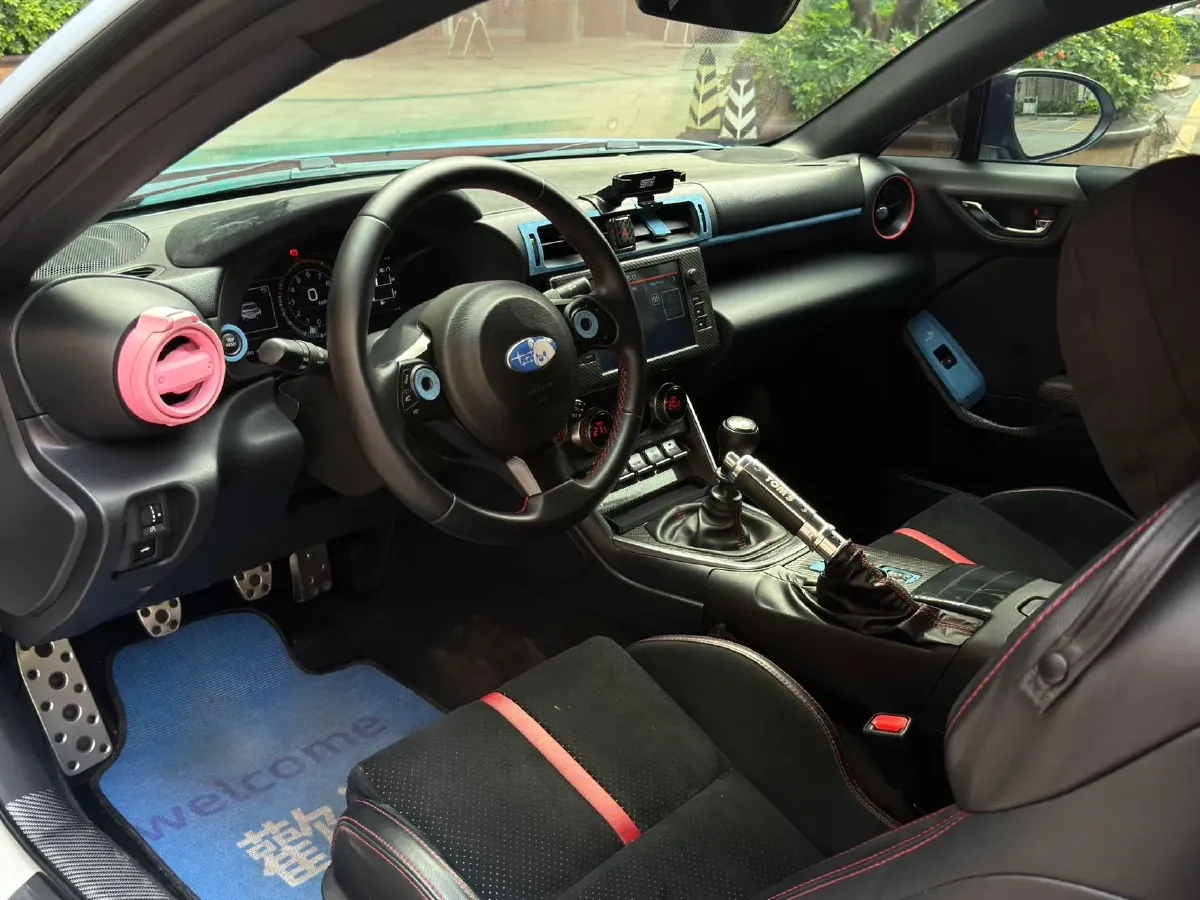 2022 Subaru BRZ 2.4L 234HP H4 6MT,autocango,china used car exporter,china ev exporter,chinese used car exporter,chinese used ev exporter