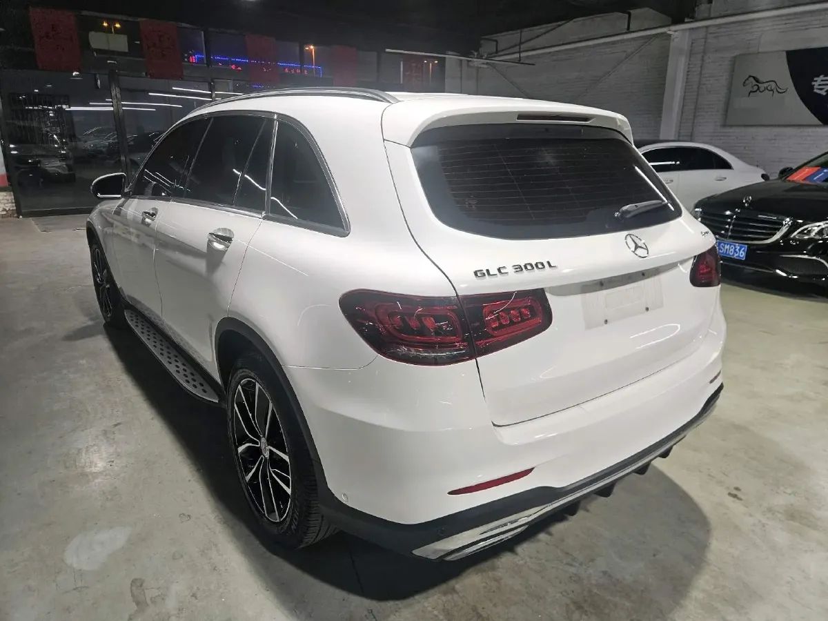 2020 Mercedes-Benz GLC Class 2.0T 258HP L4 9AT,autocango,china used car exporter,china ev exporter,chinese used car exporter,chinese used ev exporter