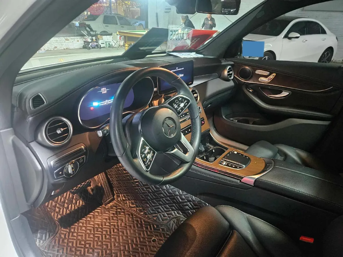 2020 Mercedes-Benz GLC Class 2.0T 258HP L4 9AT,autocango,china used car exporter,china ev exporter,chinese used car exporter,chinese used ev exporter
