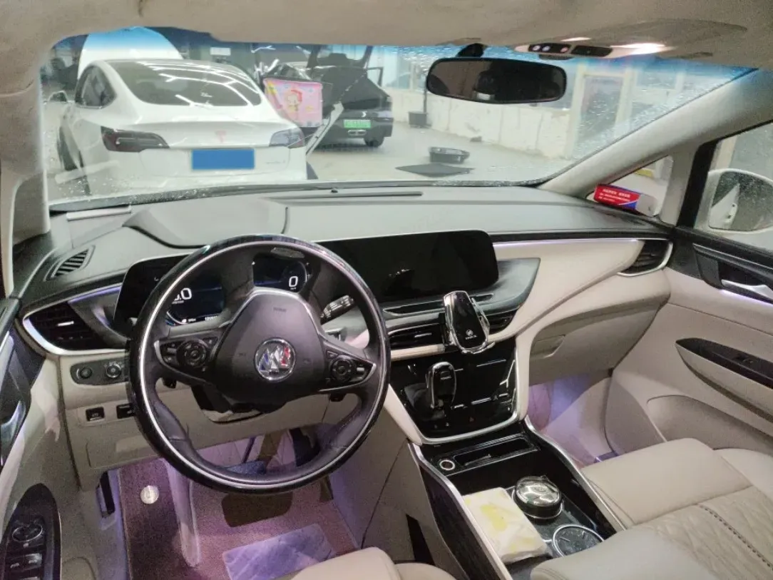 2022 Buick GL8 2.0T 237HP L4 9AT,autocango,china used car exporter,china ev exporter,chinese used car exporter,chinese used ev exporter