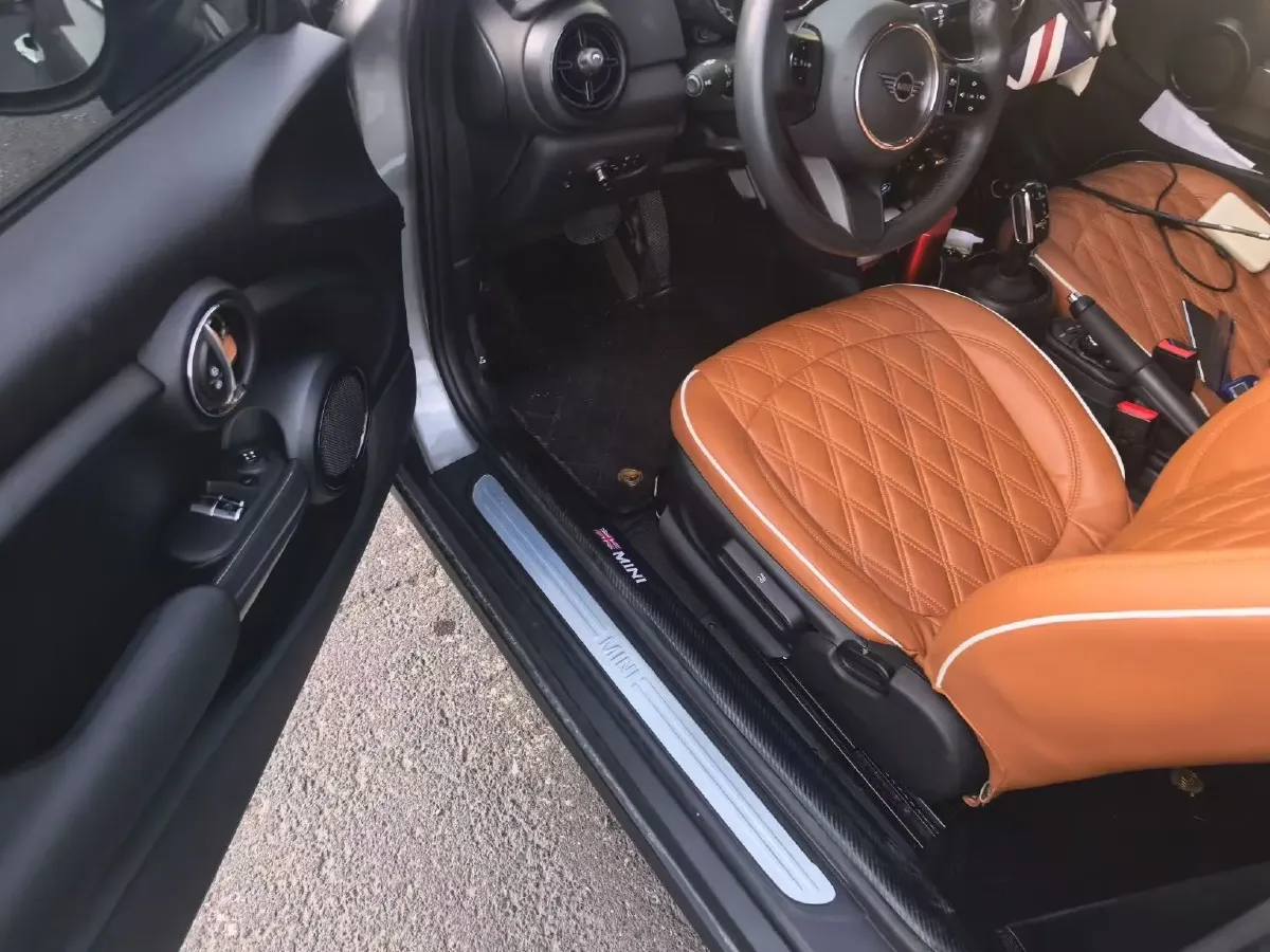 2023 MINI MINI 1.5T 102HP L3 7DCT,autocango,china used car exporter,china ev exporter,chinese used car exporter,chinese used ev exporter