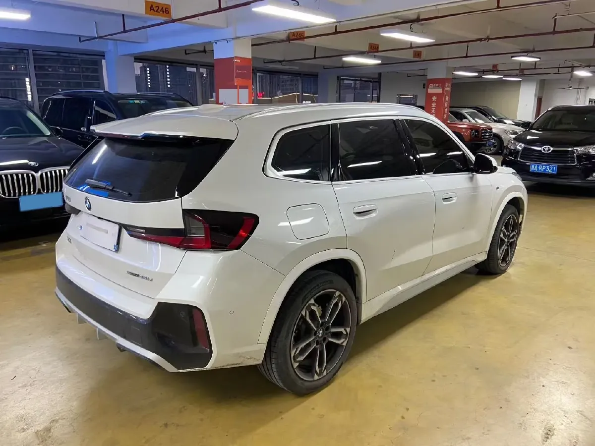 2024 BMW X1 2.0T 204HP L4 7DCT,autocango,china used car exporter,china ev exporter,chinese used car exporter,chinese used ev exporter