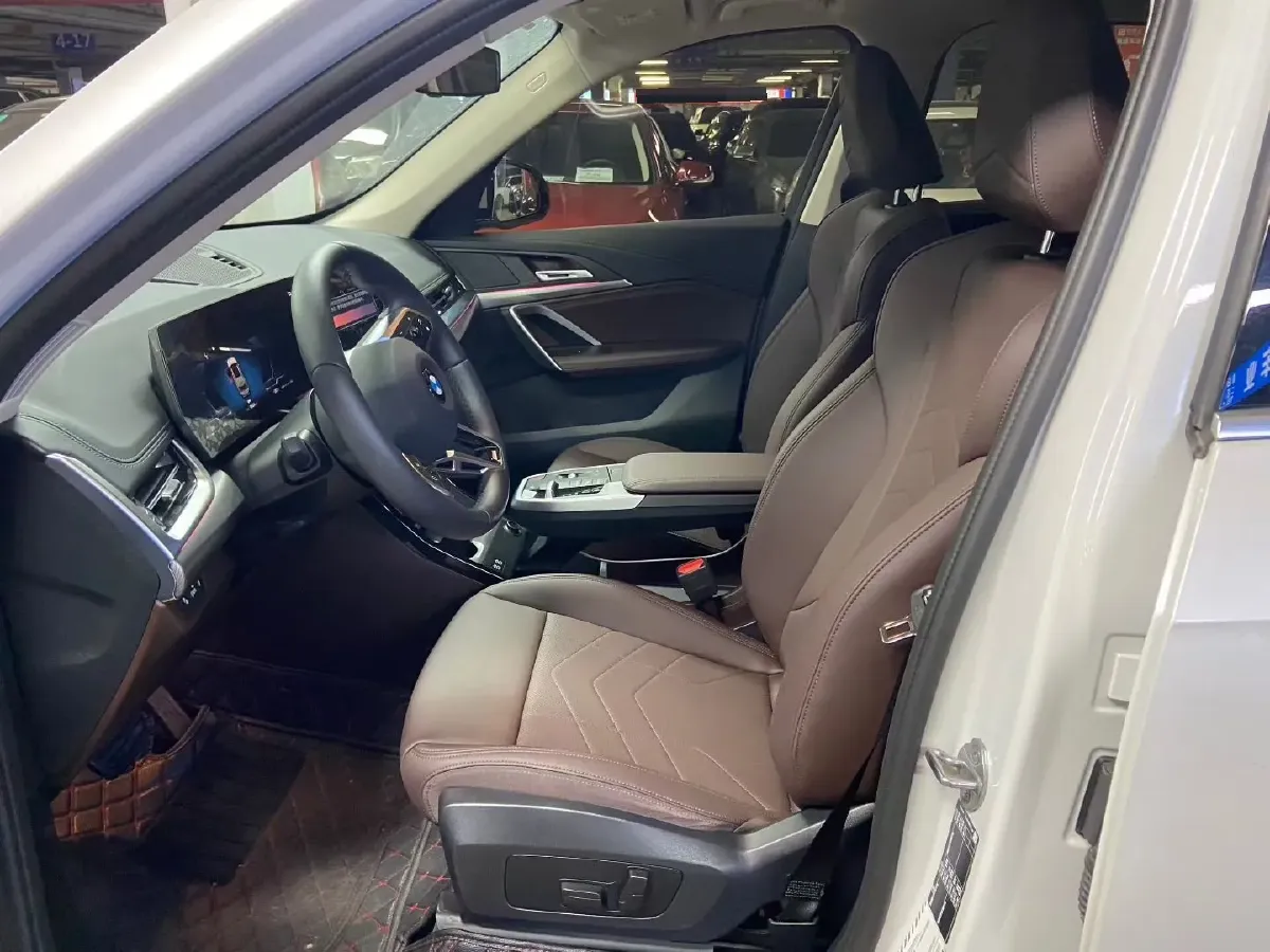 2024 BMW X1 2.0T 204HP L4 7DCT,autocango,china used car exporter,china ev exporter,chinese used car exporter,chinese used ev exporter