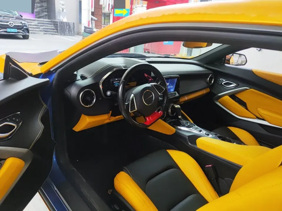 2017 Chevrolet Camaro 2.0T 275HP L4 8AT,autocango,china used car exporter,china ev exporter,chinese used car exporter,chinese used ev exporter