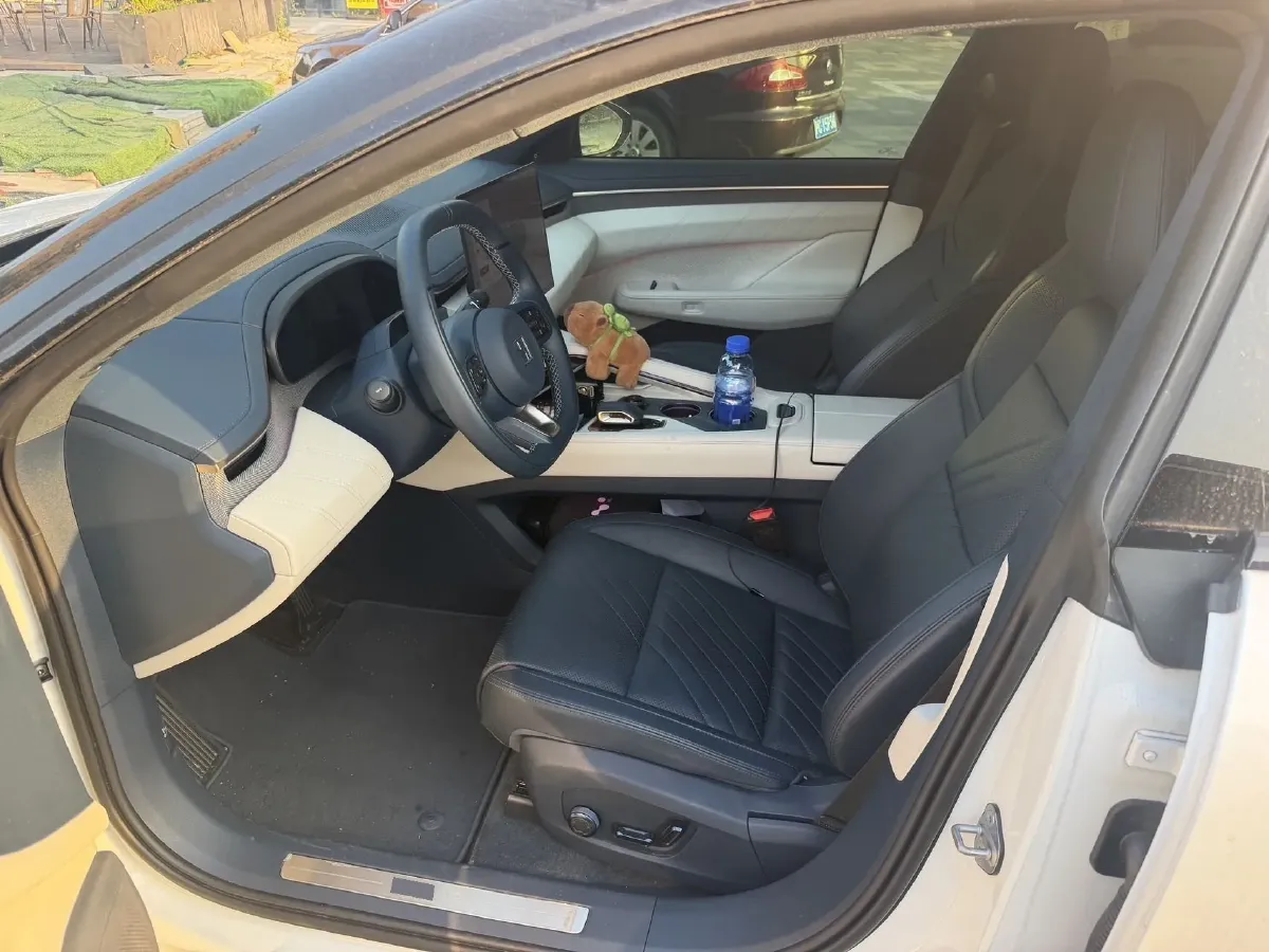 2024 Zeekr 001 BEV 100KWH,autocango,china used car exporter,china ev exporter,chinese used car exporter,chinese used ev exporter