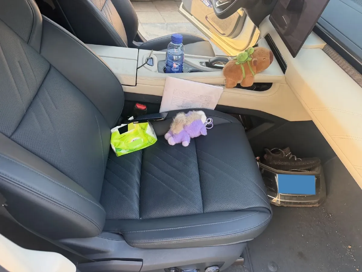 2024 Zeekr 001 BEV 100KWH,autocango,china used car exporter,china ev exporter,chinese used car exporter,chinese used ev exporter