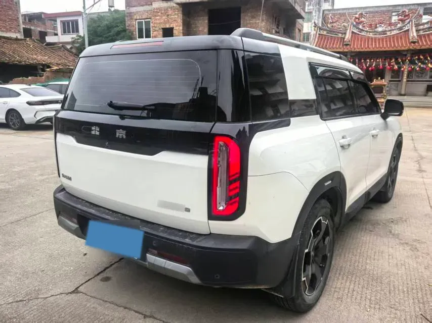 2024 Beijing BJ30 1.5T 158HP L4 2DHT Hybrid,autocango,china used car exporter,china ev exporter,chinese used car exporter,chinese used ev exporter