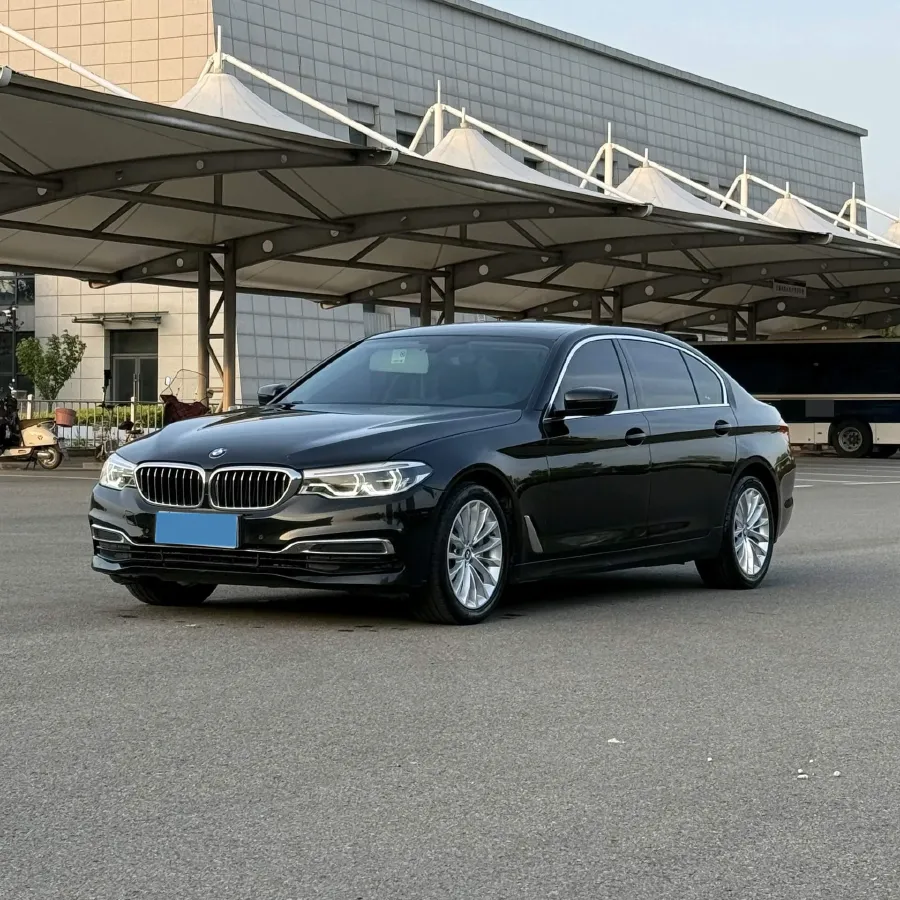 2020 BMW 5 Series 2.0T 252HP L4 8AT,autocango,china used car exporter,china ev exporter,chinese used car exporter,chinese used ev exporter