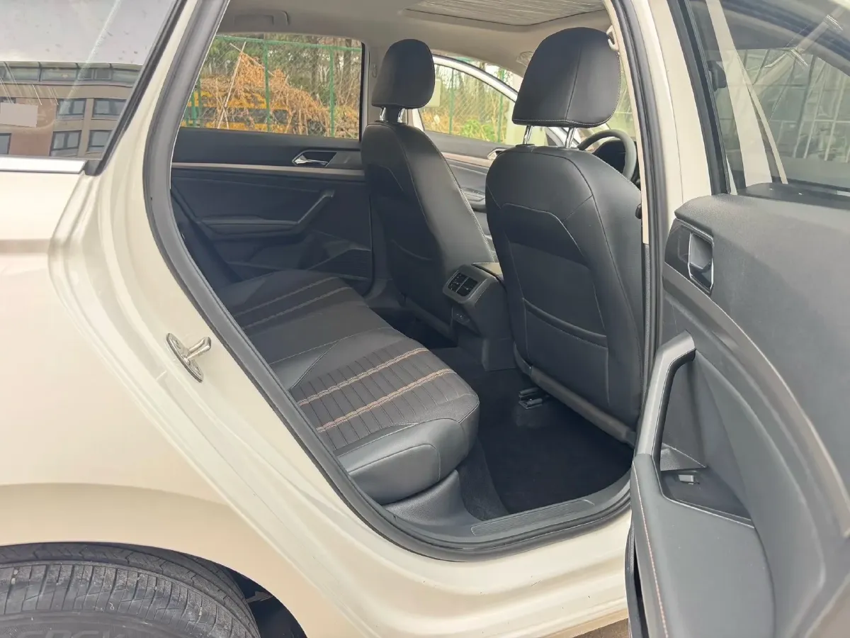 2021 Volkswagen Lavida 1.4T 150HP L4 7DCT,autocango,china used car exporter,china ev exporter,chinese used car exporter,chinese used ev exporter