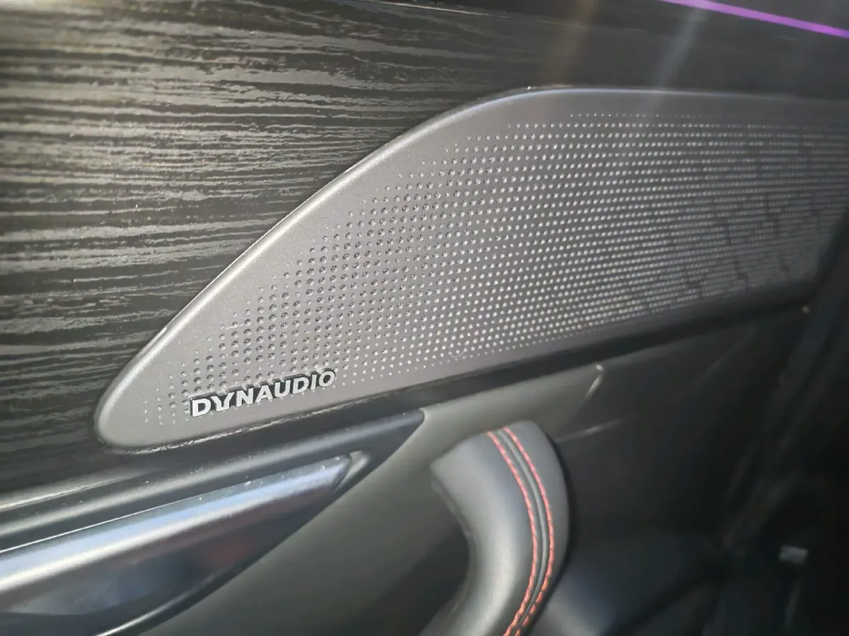 2020 DS 7 1.6T 215HP L4 8AT,autocango,china used car exporter,china ev exporter,chinese used car exporter,chinese used ev exporter