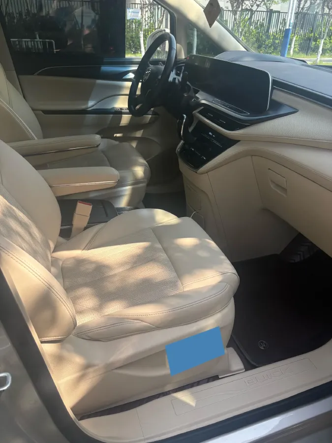 2022 Buick GL8 2.0T 237HP L4 9AT,autocango,china used car exporter,china ev exporter,chinese used car exporter,chinese used ev exporter