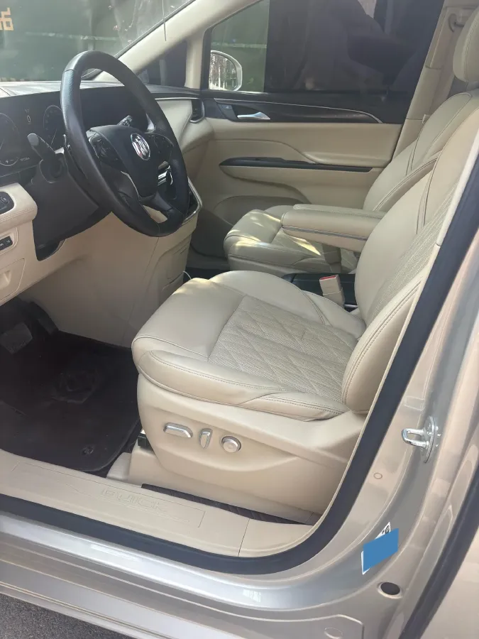 2022 Buick GL8 2.0T 237HP L4 9AT,autocango,china used car exporter,china ev exporter,chinese used car exporter,chinese used ev exporter