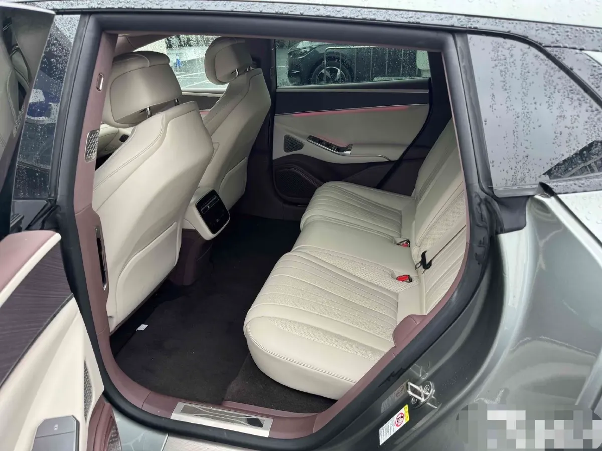 2024 Denza DenzaZ9GT 2.0T 207HP L4 E-CVT PHEV 38.5KWH,autocango,china used car exporter,china ev exporter,chinese used car exporter,chinese used ev exporter