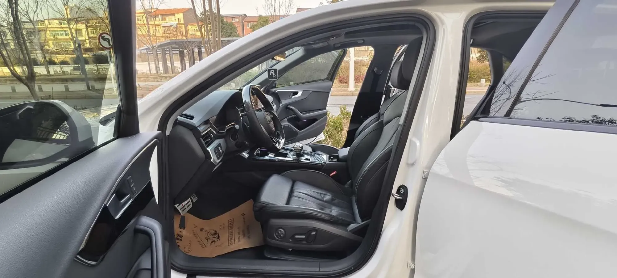 2020 Audi A4L 2.0T 190HP L4 7DCT,autocango,china used car exporter,china ev exporter,chinese used car exporter,chinese used ev exporter