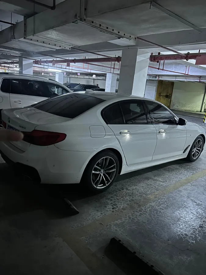 2020 BMW 5 Series 2.0T 184HP L4 8AT,autocango,china used car exporter,china ev exporter,chinese used car exporter,chinese used ev exporter